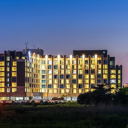 ג'גו Brown Suites Hotel And Resort מראה חיצוני תמונה