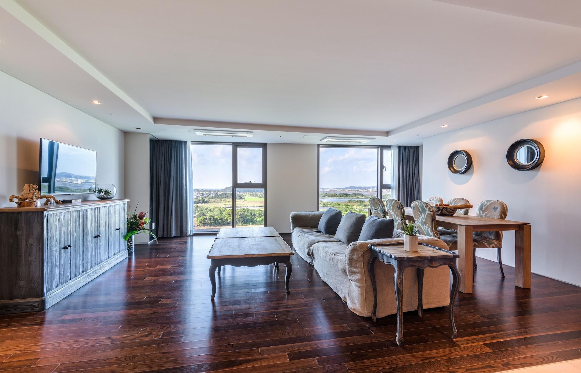 ג'גו Brown Suites Hotel And Resort מראה חיצוני תמונה
