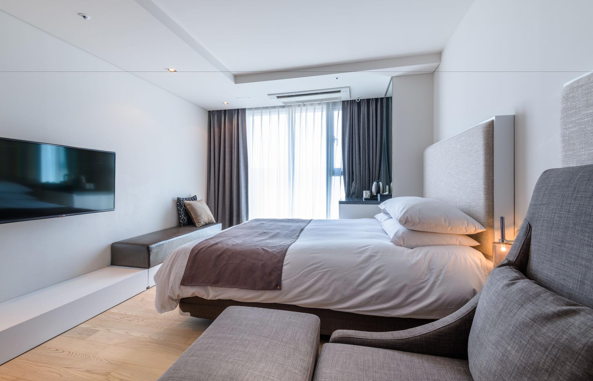 ג'גו Brown Suites Hotel And Resort מראה חיצוני תמונה