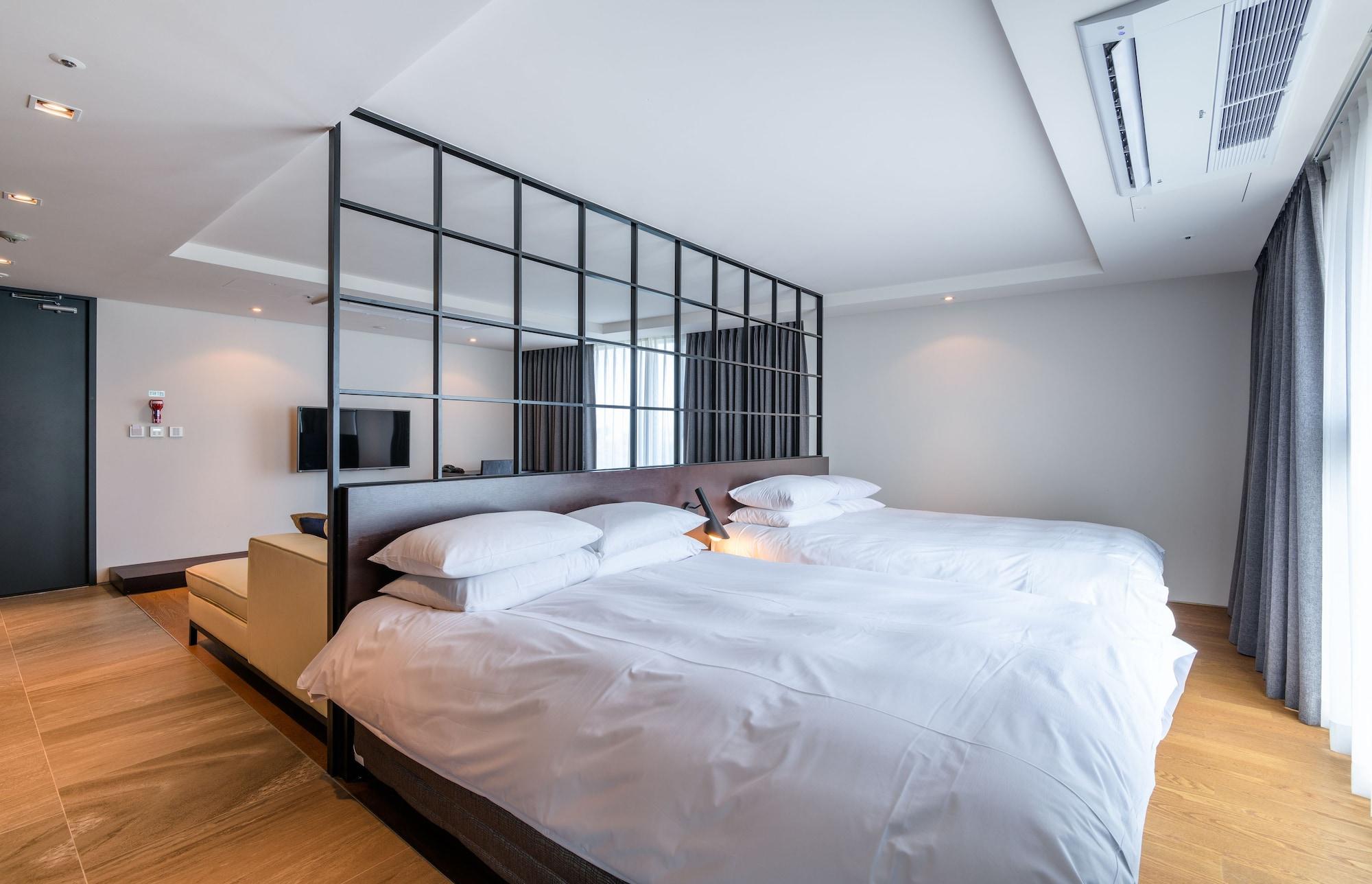 ג'גו Brown Suites Hotel And Resort מראה חיצוני תמונה