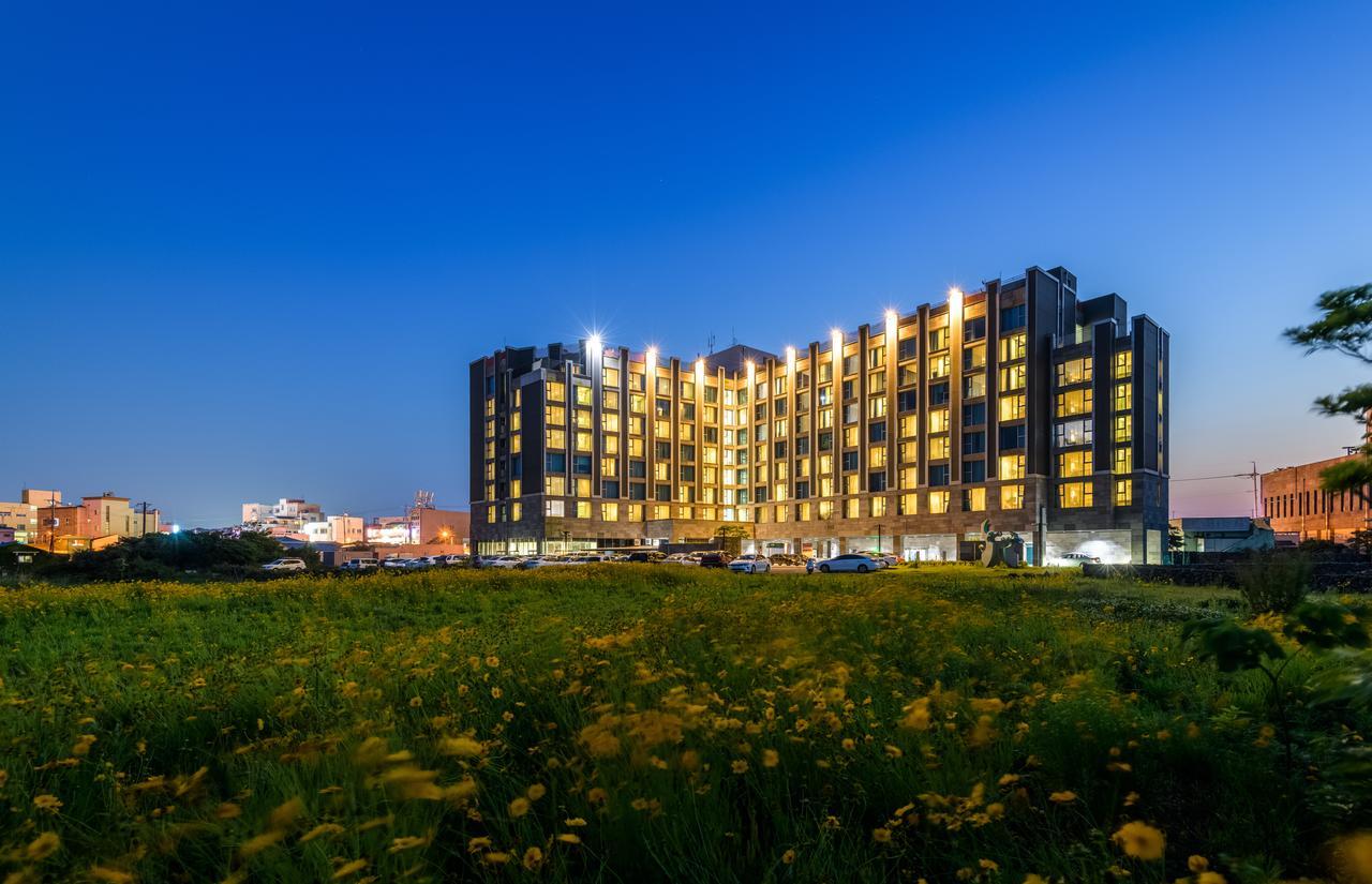 ג'גו Brown Suites Hotel And Resort מראה חיצוני תמונה