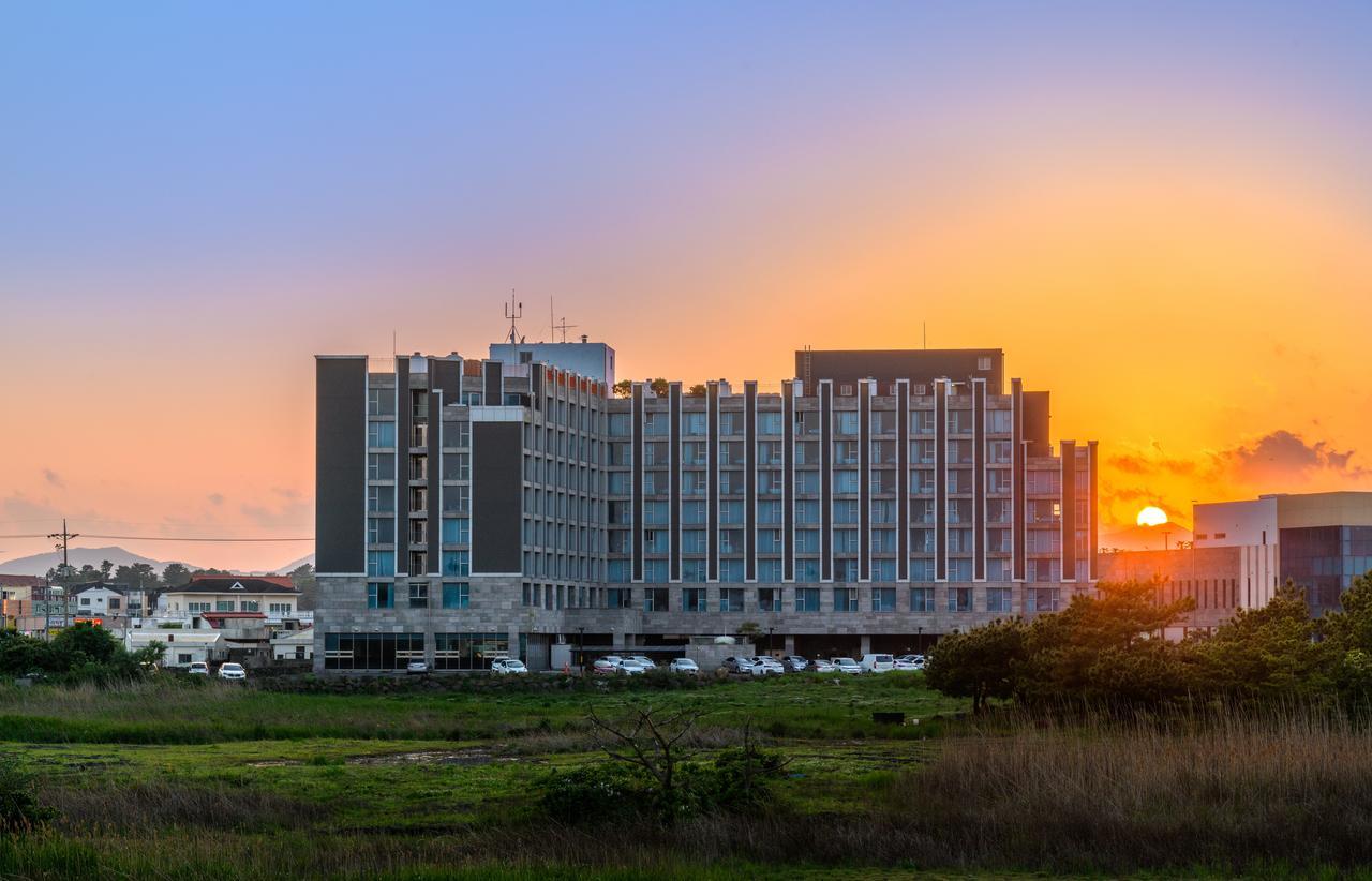 ג'גו Brown Suites Hotel And Resort מראה חיצוני תמונה